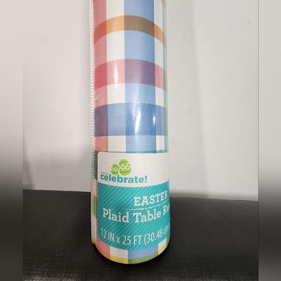 Lot of two rolls of paper Easter table runner 12 in x 25 ft pastel - Picture 4 of 4